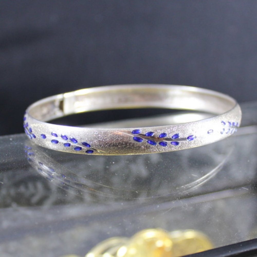 Oval 925 Han Vintage Sterling Textured Bangle